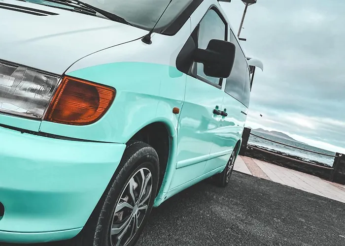 Camperita Life Camping Puerto del Carmen (Lanzarote)